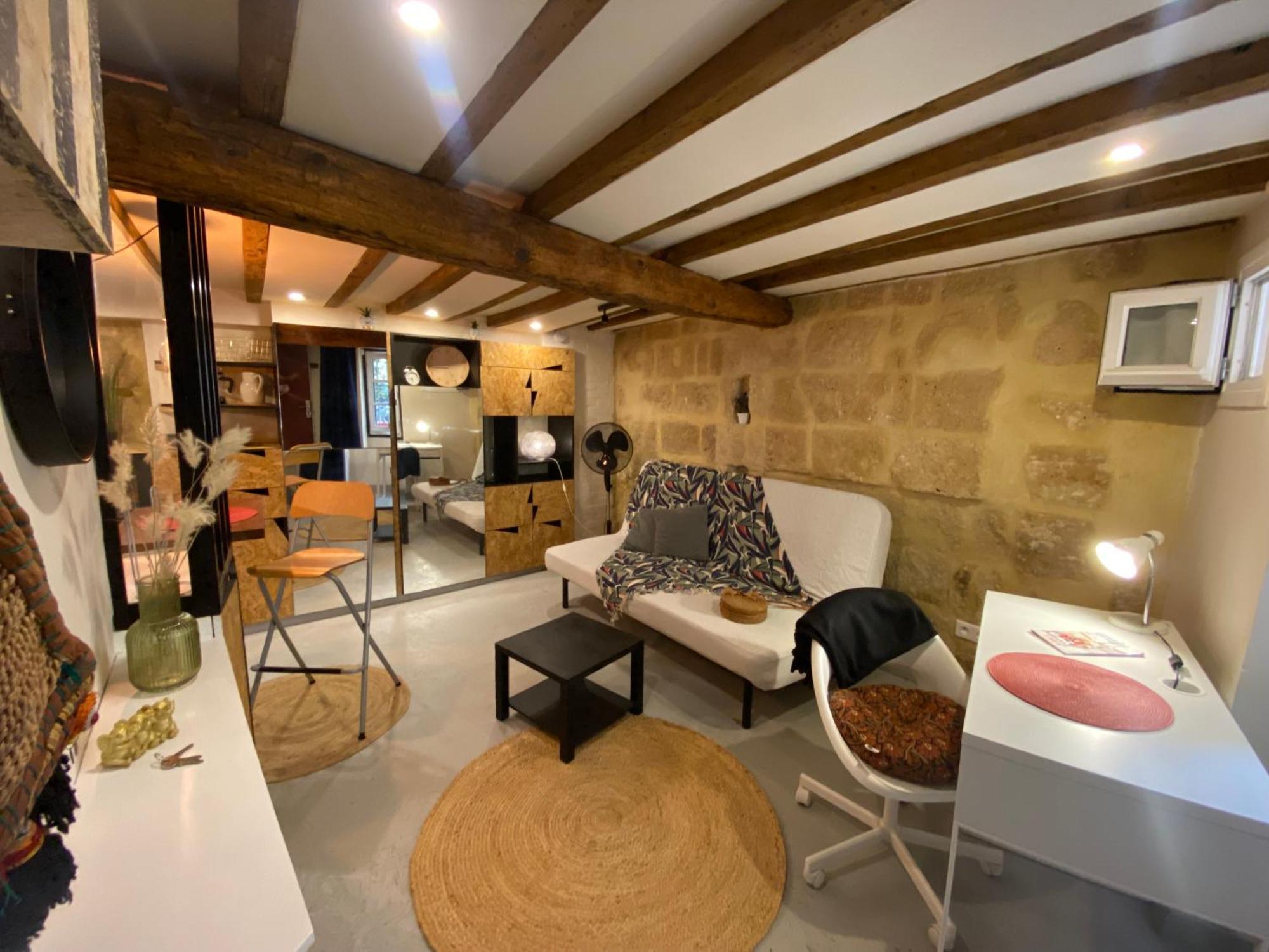 Charmant Studio Ecusson Centre Historique Διαμέρισμα Μονπελιέ Εξωτερικό φωτογραφία